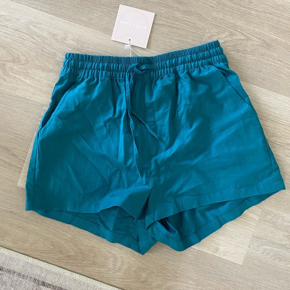 Kittenish Pants - Cool breeze shorts